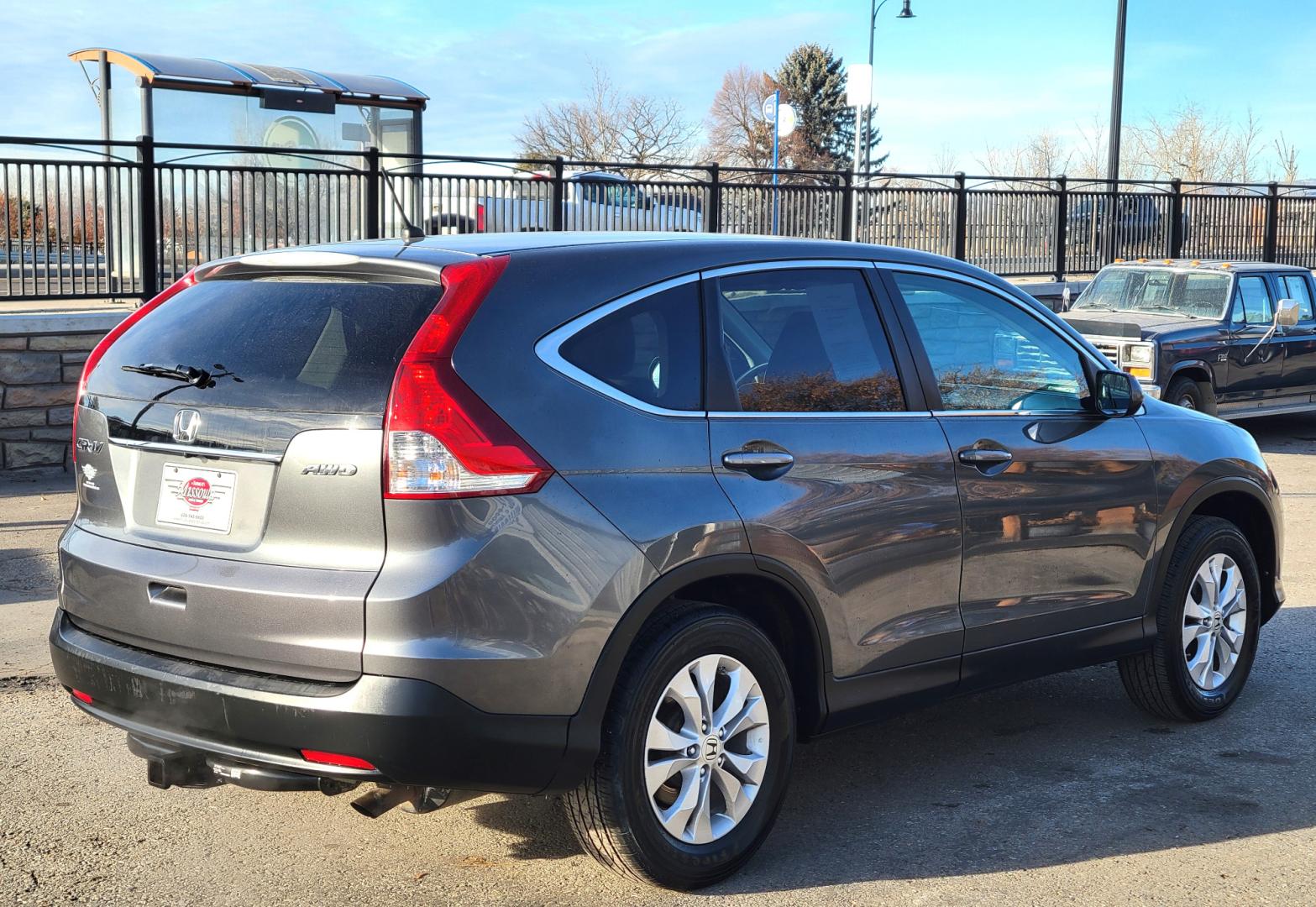 2012 Grey /Gray Honda CR-V EX (2HKRM4H50CH) with an 2.4L I4 engine, 5 Speed Automatic transmission, located at 450 N Russell, Missoula, MT, 59801, (406) 543-6600, 46.874496, -114.017433 - Nice AWD SUV. Automatic Transmission. Air. Cruise. Tilt. Power Sunroof. Power Windows and Locks., AM FM CD. Backup Camera - Photo#5